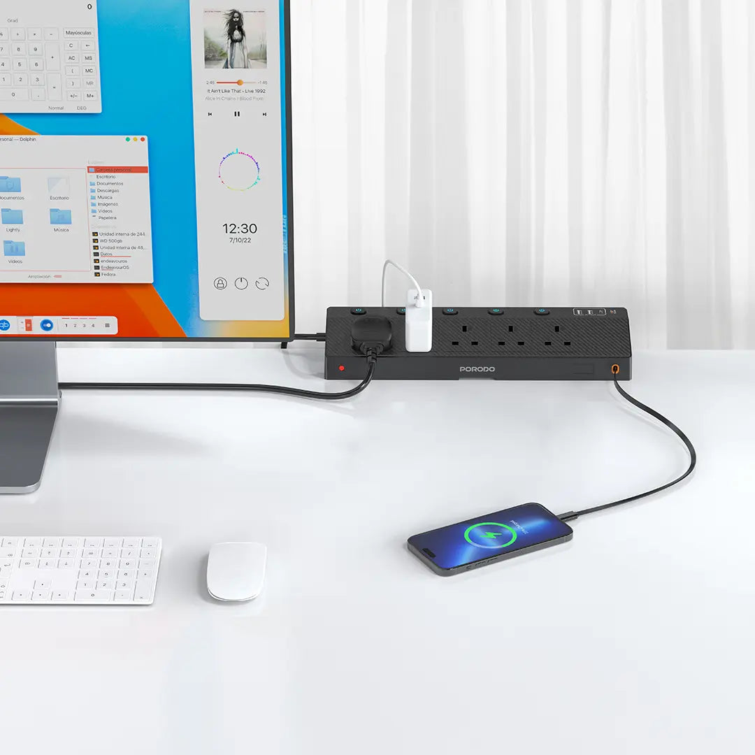 Porodo Voltguard Multi-Port Power Socket PD 20W - Black Porodo Voltguard Multi-Port Power Socket PD 20W - Black